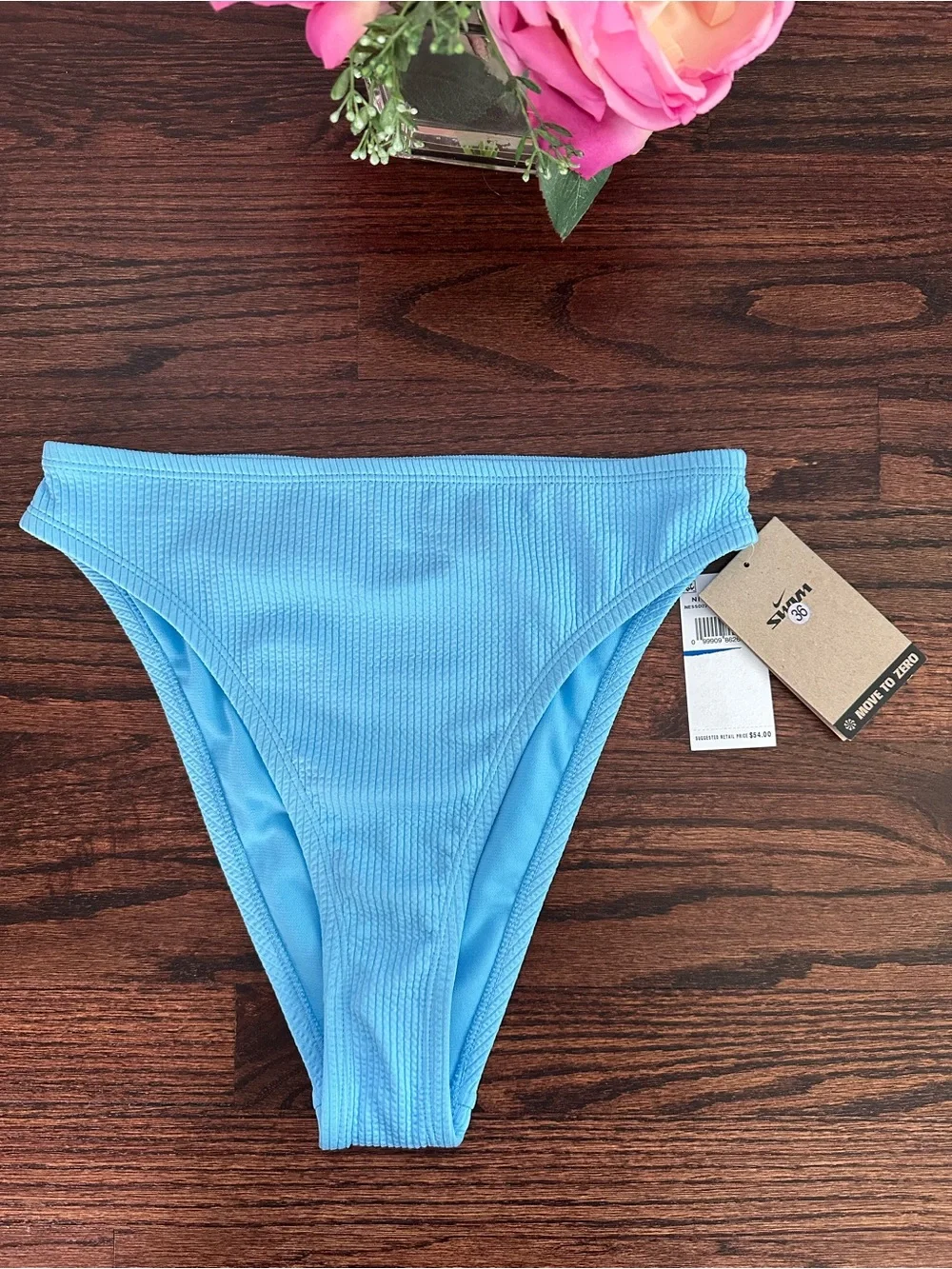 NWT Nike Move to Zero textured swim bottom, size M